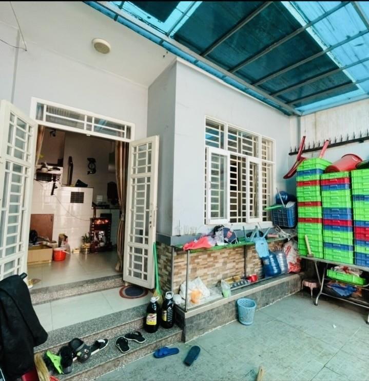 Bán nhà đường Tân Hoà 2, Phường Hiệp Phú, Q9, Thủ Đức, TP HCM.. DT  75m2, 3 tầng,  4PN,