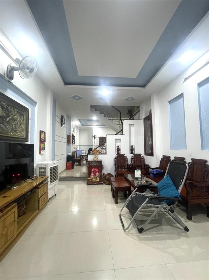 Bán nhà 3 tầng, 75m2 đường số 4, Hiệp Bình Phước, Thủ Đức, TP HCM, sổ hồng riêng, giá