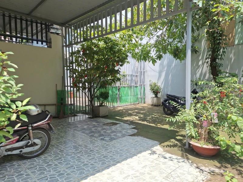 Bán gấp nhà vườn 660m2 , đường 182, Tăng Nhơn Phú A, Q9. Thủ Đức, TP HCM. Giá 18.3 tỷ.