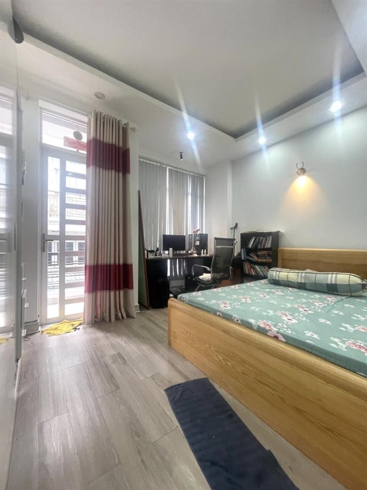 Bán nhà đường Lý Tế Xuyên, Linh Đông, Thủ Đức, TP HCM. DT 114m2, 2 tầng, giá 6.95  tỷ.