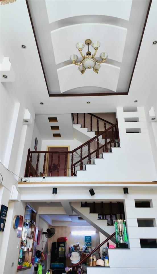 Bán nhà đường số 49, Hiệp Bình Chánh, Thủ Đức, TP HCM. DT 56m2, 3 tầng, giá  chỉ 6.85 
