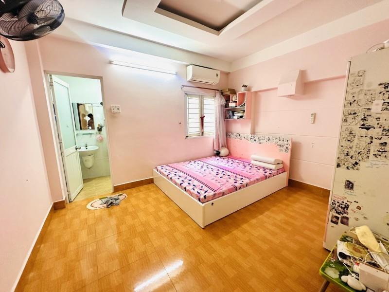 Bán nhà đường số 49, Hiệp Bình Chánh, Thủ Đức, TP HCM. DT 56m2, 3 tầng, giá  chỉ 6.85 