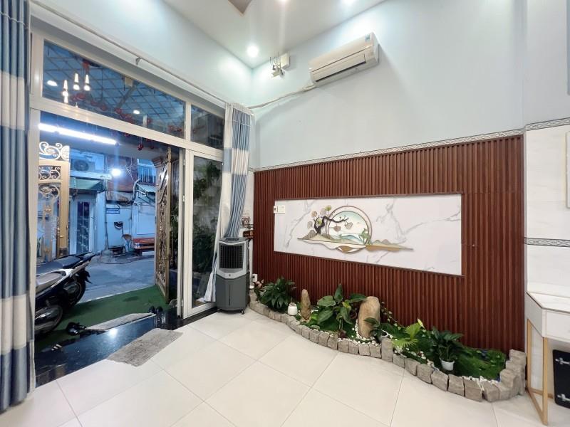 Bán nhà 4 tầng Đường Số 11, Linh Xuân, Thủ Đức, TP HCM. DT60m2, SHR, giá 6,28  tỷ.