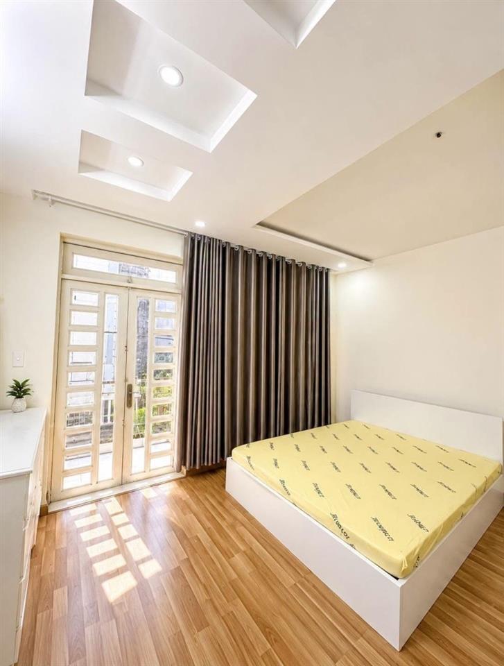 Bán nhà đường Số 11, Cát Lái, Q.2, TP HCM. DT  63m2, 3 tầng, sổ hồng riêng, giá 7,35 tỷ.