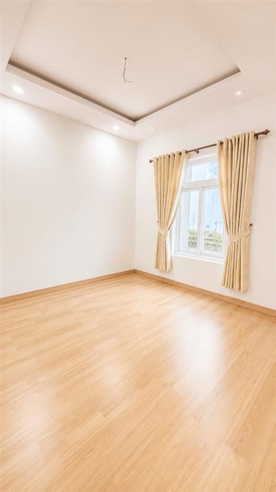 Bán nhà 3 tầng đường Cây Keo, Tam Bình, Thủ Đức, TP HCM. DT 62m2, sổ hồng riêng, giá 5,48