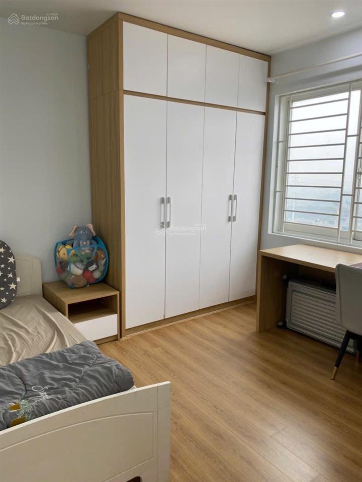 Bán gấp căn góc hh2 xuân mai dt 62m2. đầy đủ nội thất. giá chỉ 4 tỷ