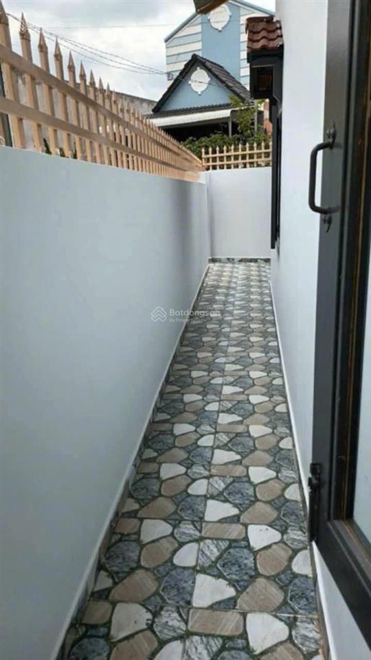 Bán nhà 152m2  full thổ  đường xe hơi  ngay chợ phước bình  long thành  dân cư đông đúc