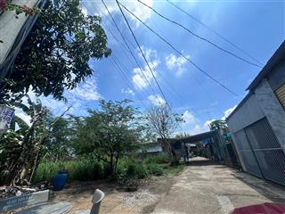 Vị trí đẹp gần sân bay  1 xẹc đường bàu cạn ngang 10(10x18)  180m2 thổ cư
