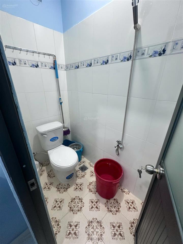 Hạ giá bán gấp tùng thiện vương  57m2  5 phòng ngủ  5wc riêng biệt  1 trệt 1 lầu  nhà mới xây