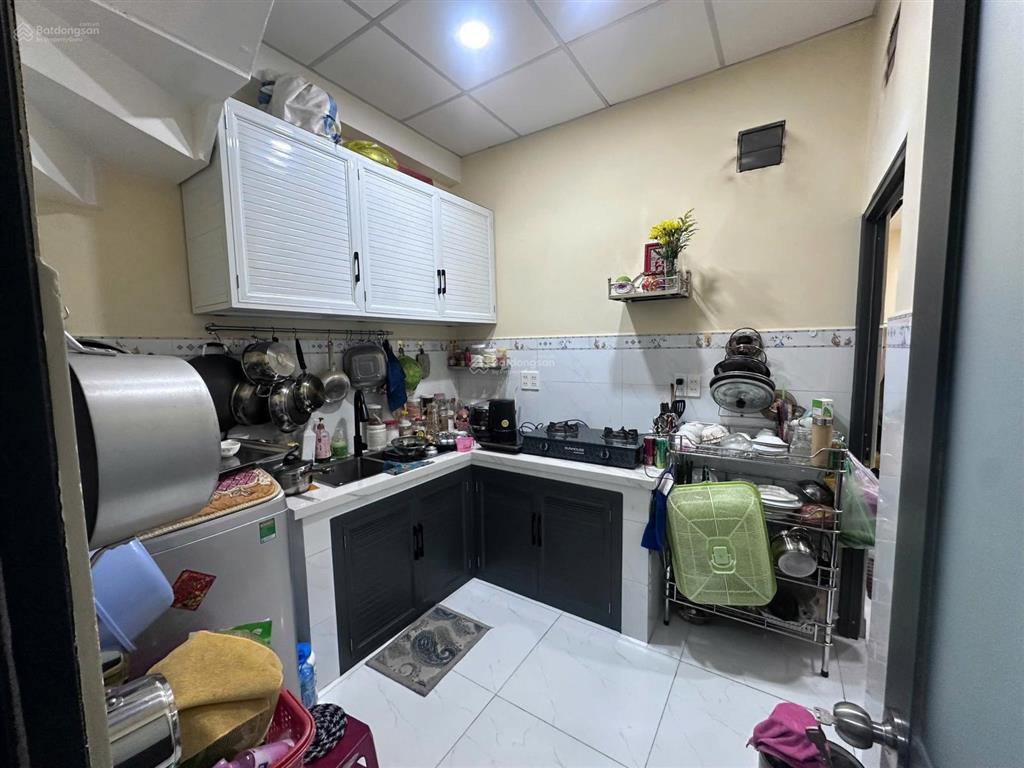 Nhà mới 5 phòng cho thuê  tùng thiện vương  q8  56.6m2 nở hậu  cần bán đi nước ngoài