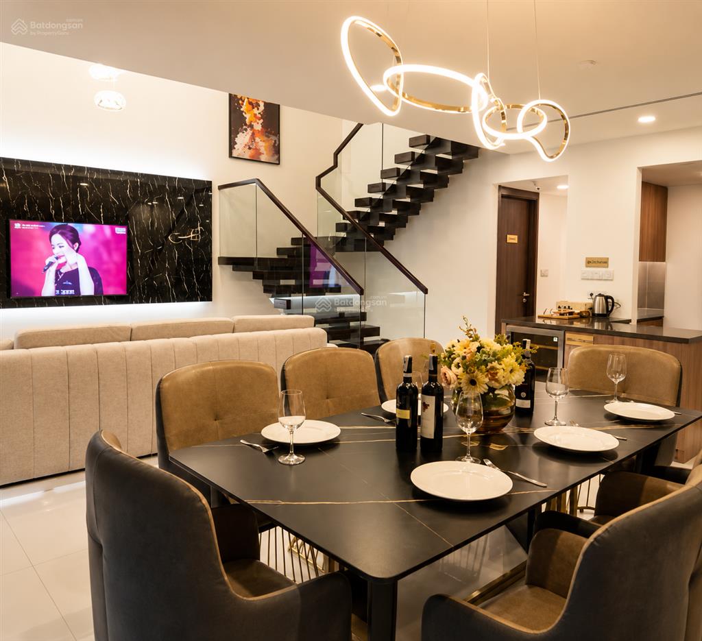 Bán 171m2 serenity sky villas q3  duplex đẳng cấp  3pn  thu nhập 12 triệu/ngày