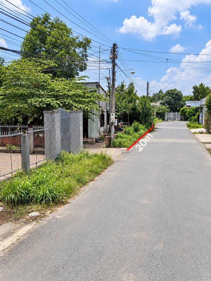 321m2 đất ngộp giá rẻ  2 mặt tiền  long phước  long thành  sẵn nhà cấp 4  200m2 thổ cư