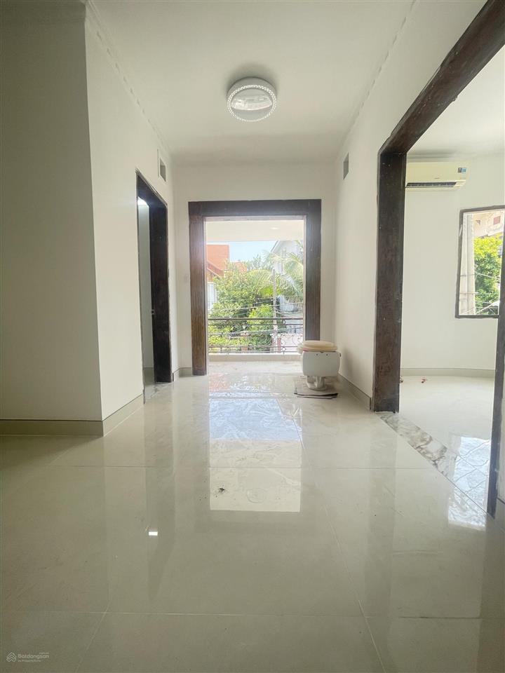 Biệt thự khu biệt lập trần não view landmark 81 đẳng cấp& sang trọng