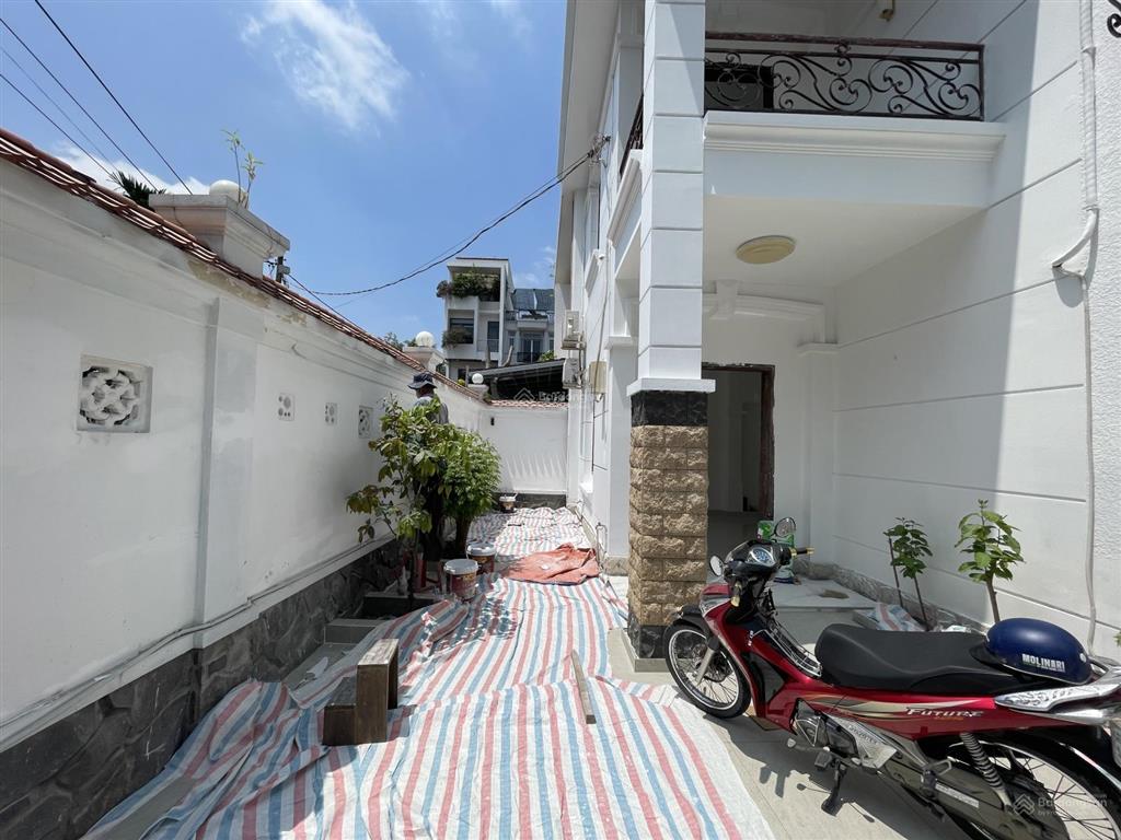 Biệt thự khu biệt lập trần não view landmark 81 đẳng cấp& sang trọng