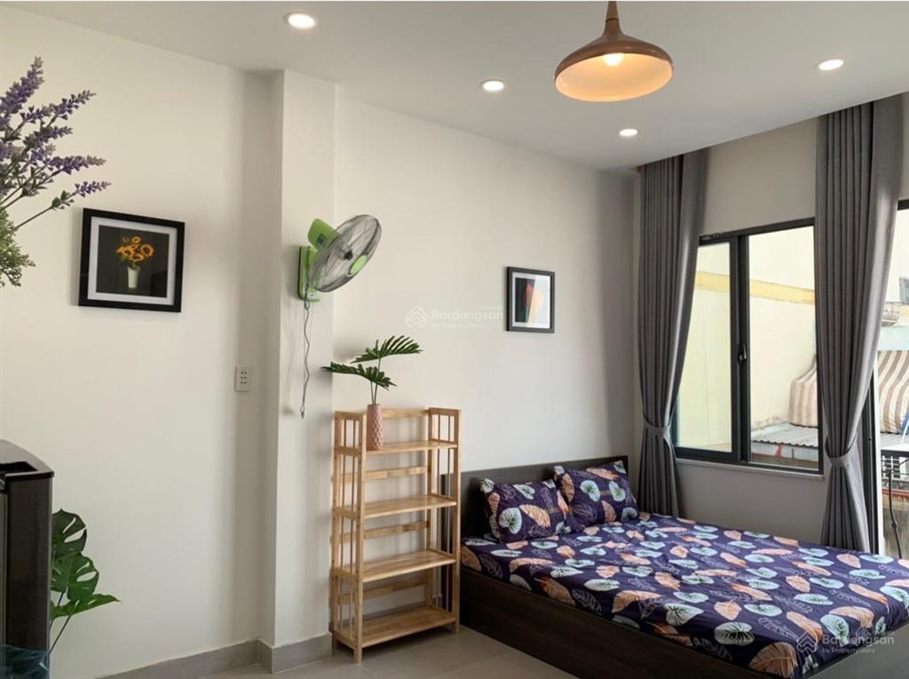 Cho thuê studio ban công quận 1 full nội thất, gần chợ bến thành