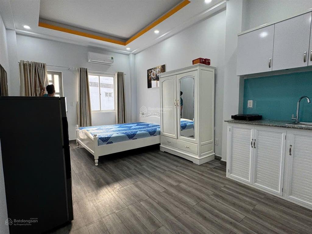 Cho thuê studio quận 1  ban công, full nội thất