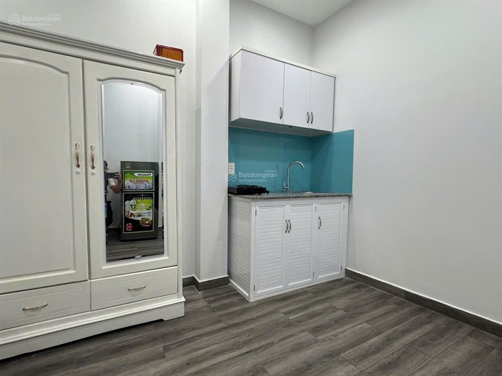 Cho thuê studio quận 1  ban công, full nội thất
