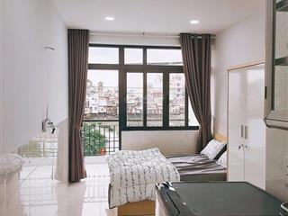 Cho thuê studio tách bếp ngay cầu nguyễn văn cừ  ban công, full nội thất