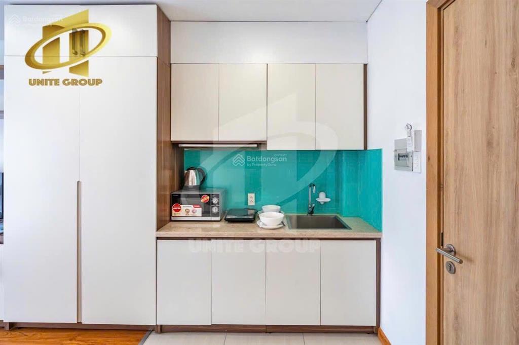 Cho thuê studio trung tâm quận 1  cửa sổ lớn, full nội thất