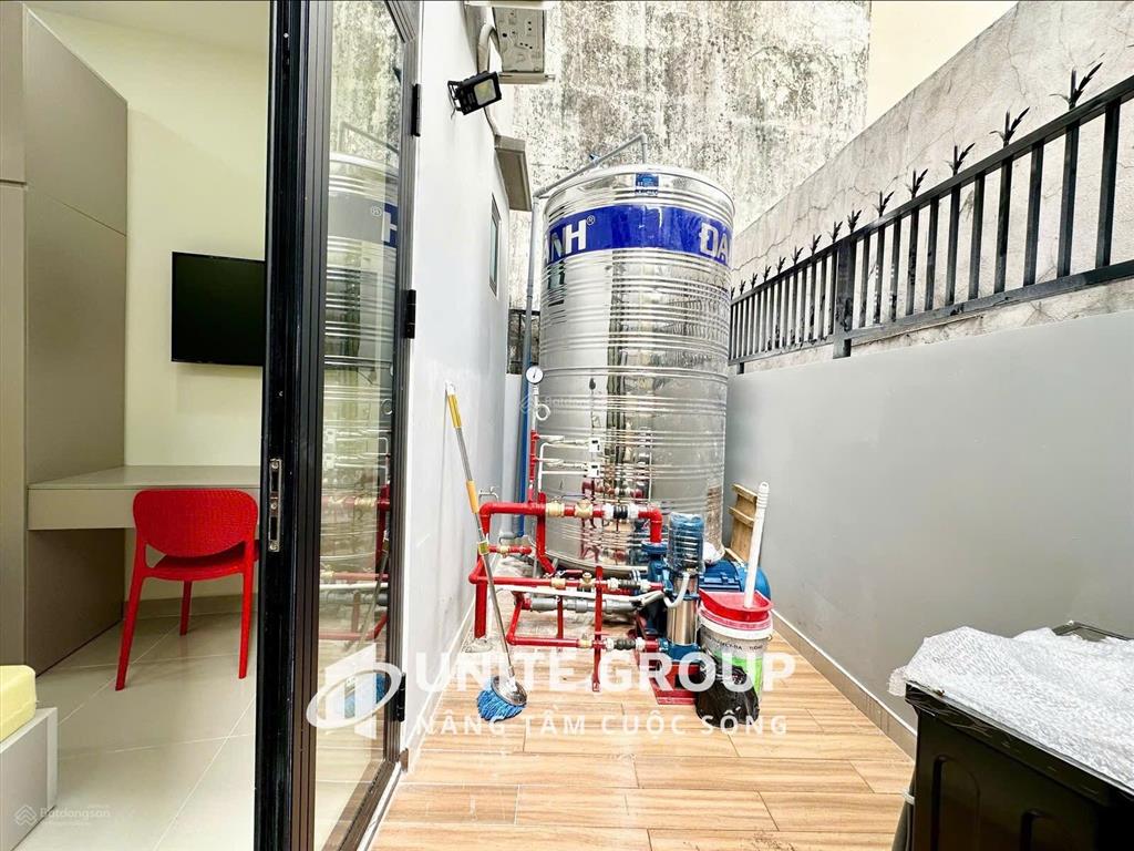Cho thuê studio ban công quận 8  máy giặt riêng, full nội thất