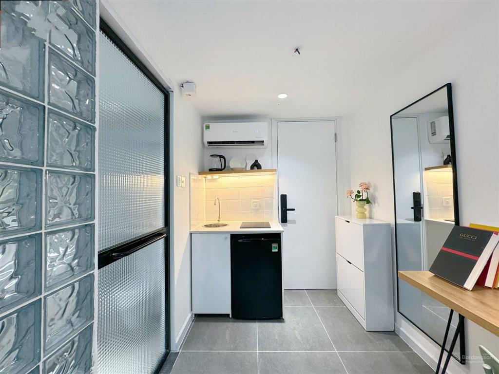 Studio mới 100% full nội thất, ban công riêng cho thuê tại trần quang khải, quận 1