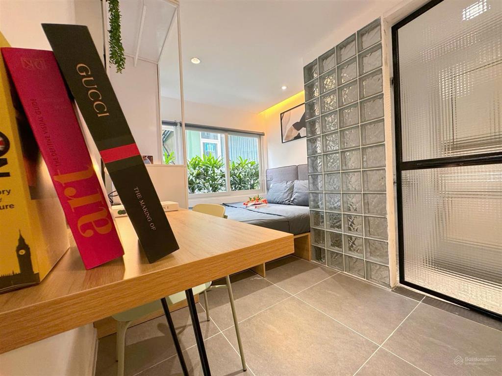 Studio mới 100% full nội thất, ban công riêng cho thuê tại trần quang khải, quận 1