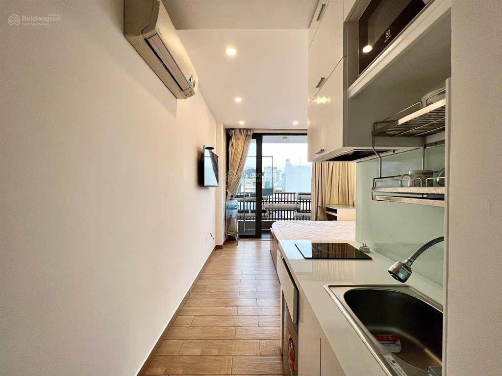 Studio mới 100% full nội thất, ban công riêng cho thuê tại hai bà trưng, quận 1