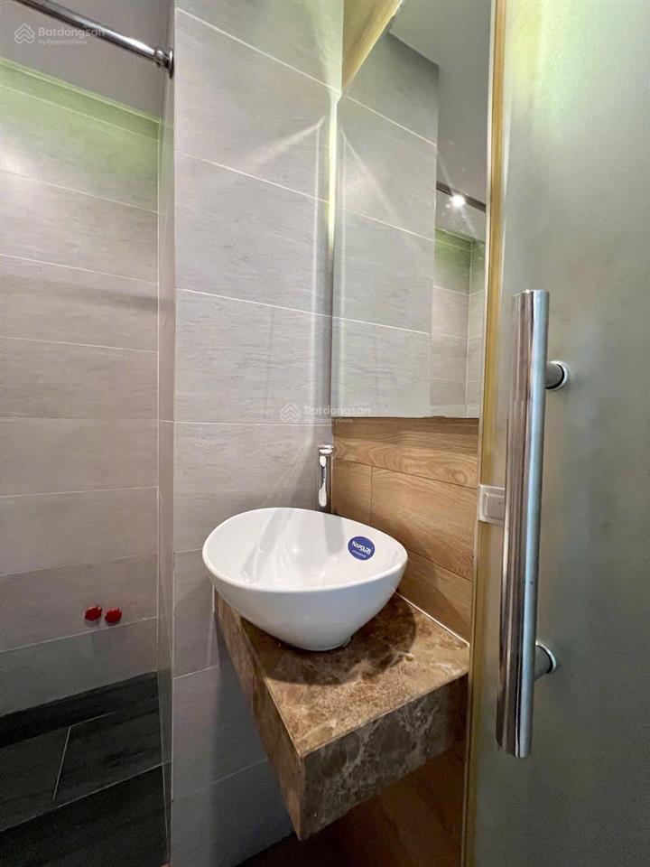 Studio mới 100% full nội thất, ban công riêng cho thuê tại hai bà trưng, quận 1