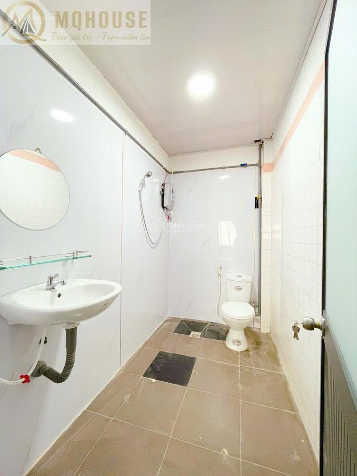 Studio mới 100% full nội thất, ban công riêng cho thuê tại nguyễn văn nguyễn, quận 1