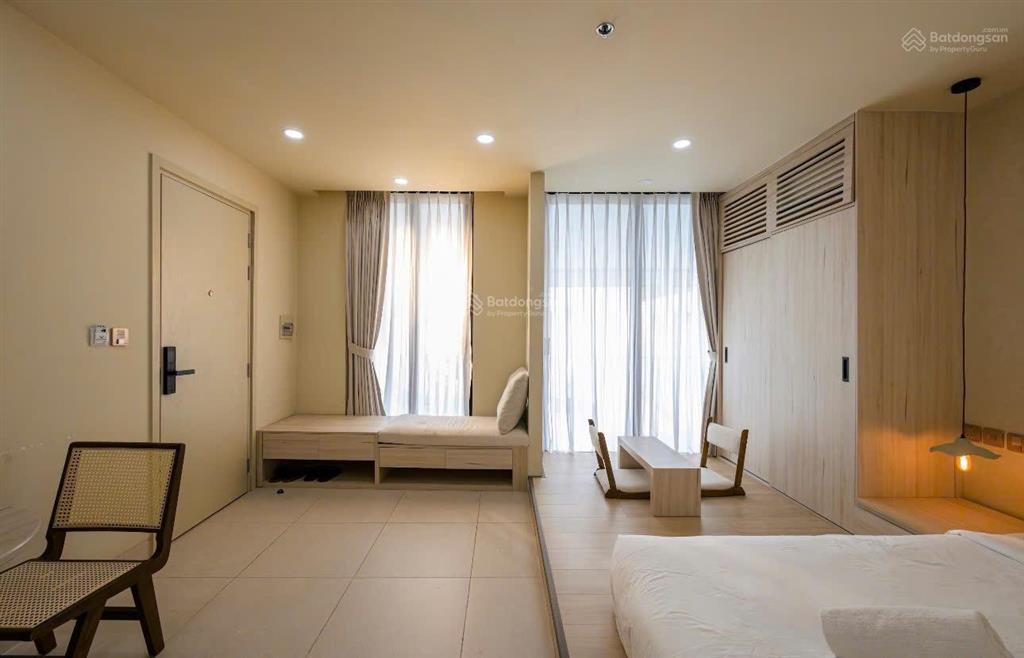 Studio mới 100% full nội thất, ban công riêng cho thuê tại trần hưng đạo, quận 1