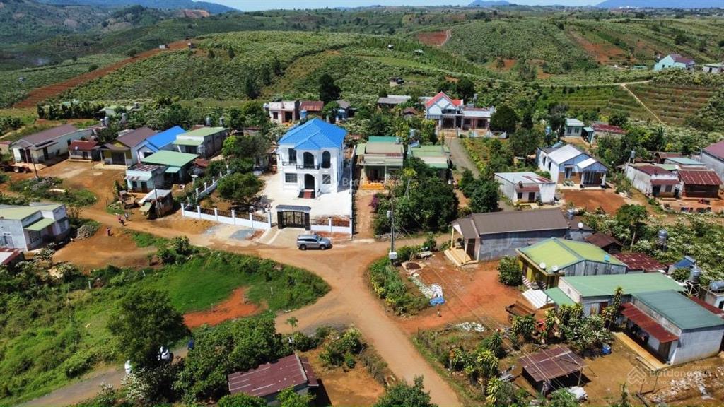 Cần bán lô đất nghỉ dưỡng ngay trung tâm phường 2, tp bảo lộc, sẵn thổ cư xây dựng ngay