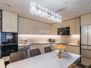 Cần bán gấp căn hộ 3pn, 2wc, 97m2 tại vov mễ trì, giá thỏa thuận, view đẹp