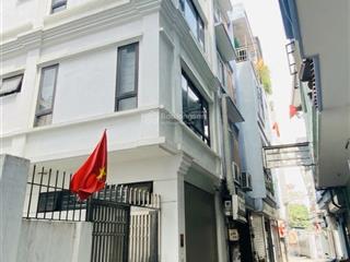 Tôi bán nhà cổ linh giá đầu tư 6,4tỷ nhà 36m2, tiền = hậu 4,3m, 2tầng, ô tô đỗ cổng.