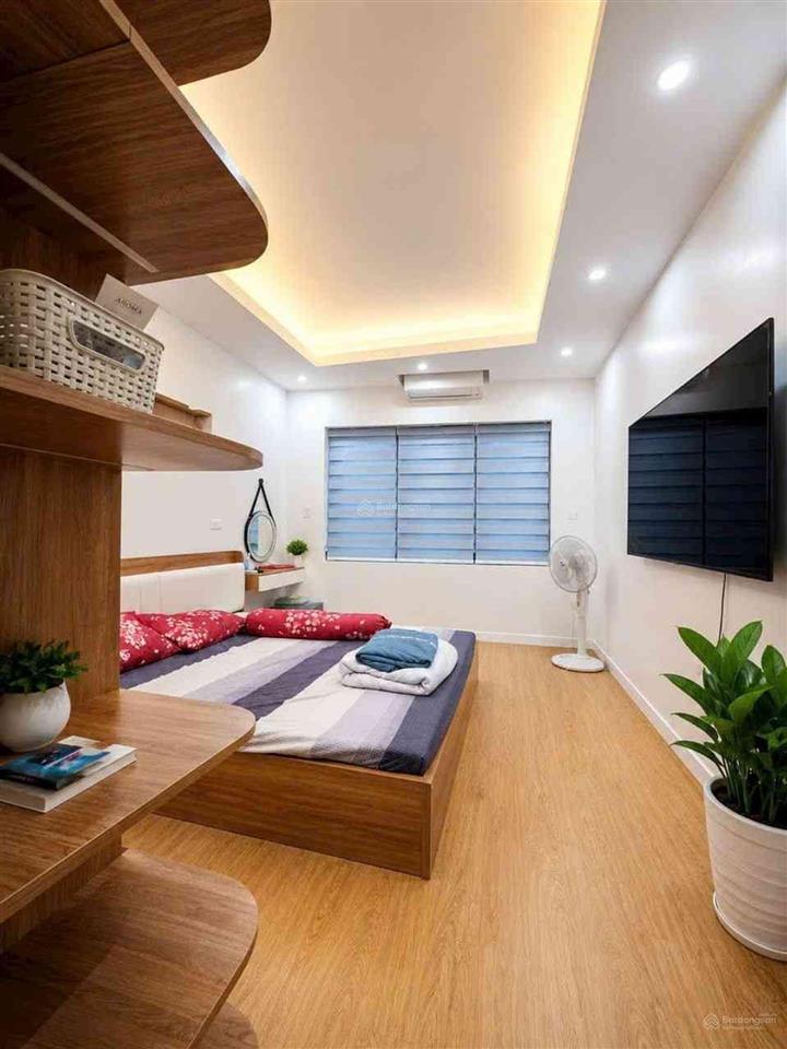 7.86 tỷ  ngọc lâm, 40m mặt ngõ thông rộng, ô tô đỗ cổng ngày đêm! cạnh chợ, trường mầm non,cấp 1,2