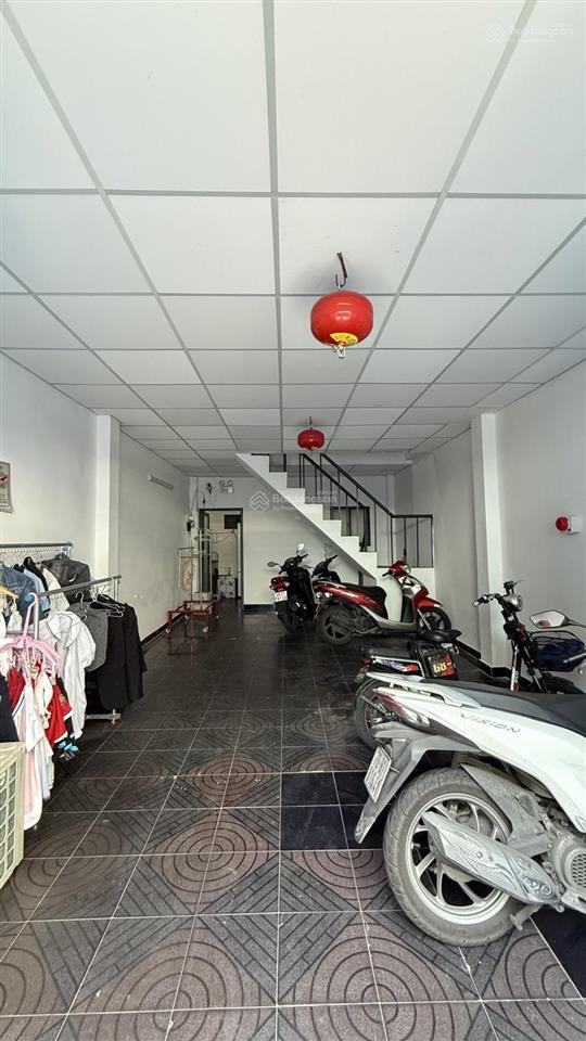 76. bán nhà đường âu cơ 5 tầng, dòng tiền 30tr/th, hxh 4m sát mặt tiền trịnh đình trọng giá 8,2 tỷ