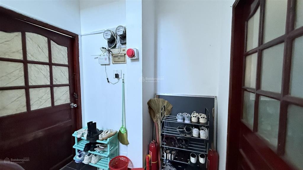 76. bán nhà đường âu cơ 5 tầng, dòng tiền 30tr/th, hxh 4m sát mặt tiền trịnh đình trọng giá 8,2 tỷ