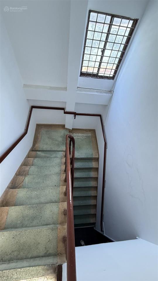 76. bán nhà đường âu cơ 5 tầng, dòng tiền 30tr/th, hxh 4m sát mặt tiền trịnh đình trọng giá 8,2 tỷ