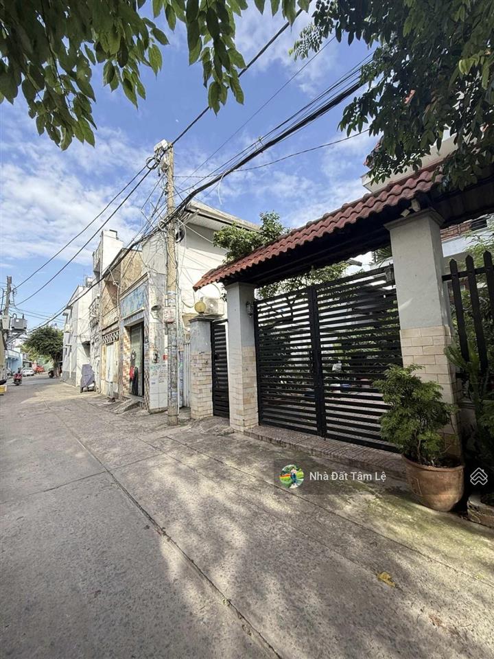 142m2 thổ cư ngay cầu bưng  lê trọng tấn giá chỉ hơn 60tr/m2  100m ra mặt tiền kênh tham lương