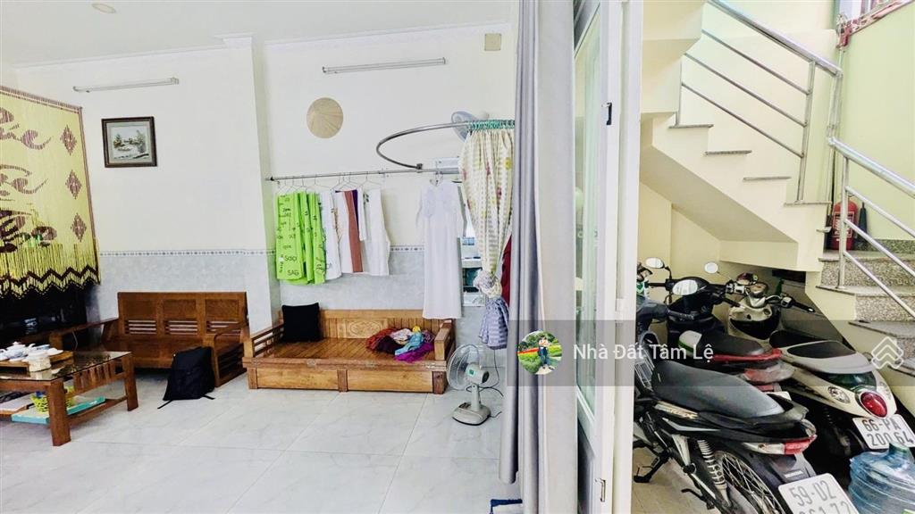 31. nhà ngang 5m hồ đắc di  88m2  3 tầng có dòng tiền  hxh giá chỉ 9.8 tỷ thương lượng