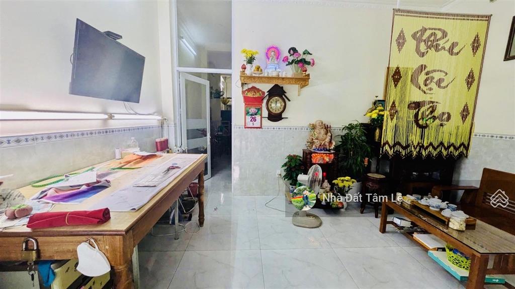 31. nhà ngang 5m hồ đắc di  88m2  3 tầng có dòng tiền  hxh giá chỉ 9.8 tỷ thương lượng