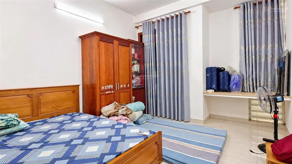 Nhà 3 tầng ngay sát chợ gò xoài  64m2 3 tầng  hxh 6m  giá chỉ 6 tỷ thương lượng