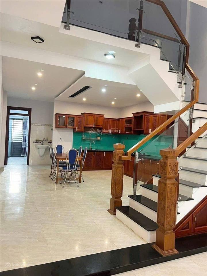 Bán nhà tân thới nhất 13 , q12 105m2 2t btct 4pn hẻm thông 6m, ở ngay