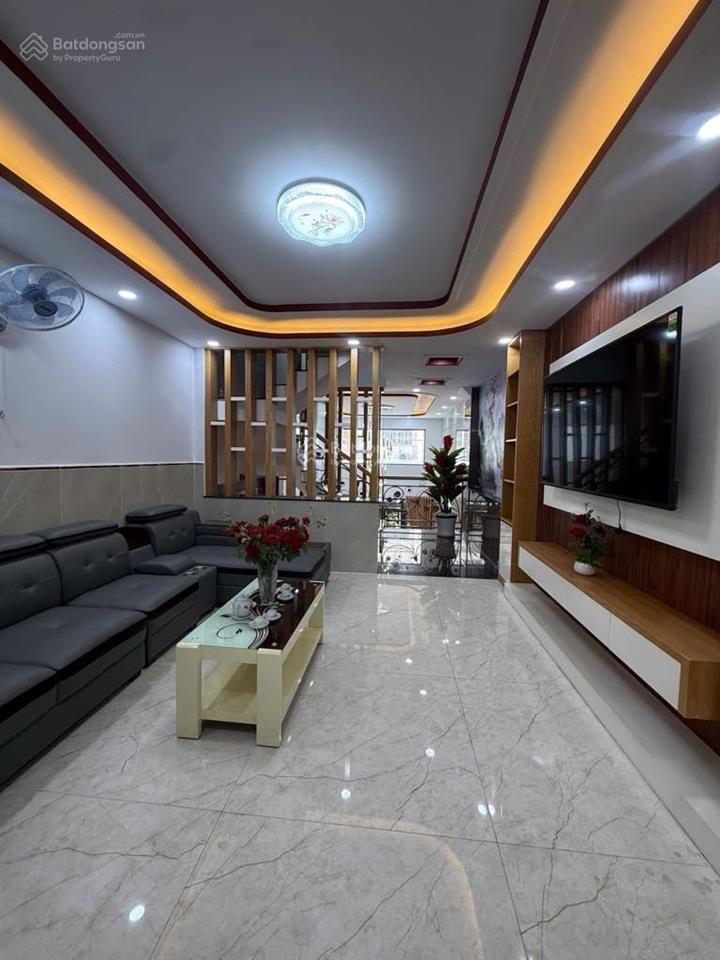 Chính chủ 1 đời,5x18,3t,btct đường 8m thông, khu dân cư q12, tìm chủ mới nhà tâm huyết.