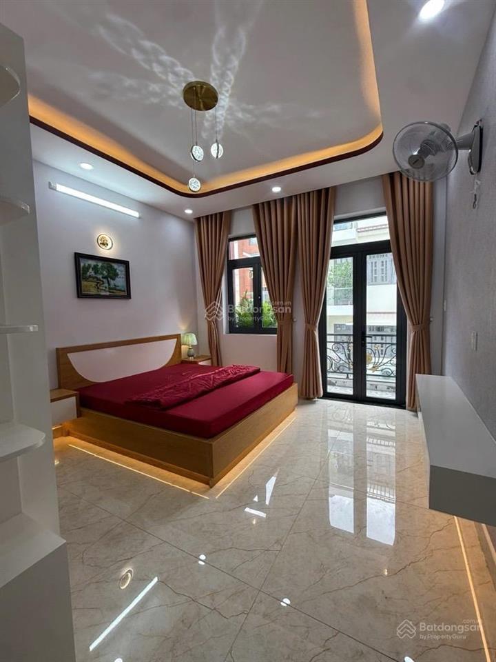 Chính chủ 1 đời,5x18,3t,btct đường 8m thông, khu dân cư q12, tìm chủ mới nhà tâm huyết.