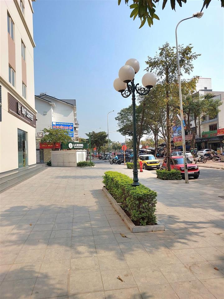 Bán shophouse 4 tầng hàng hiếm chủ đầu tư vừa ở vừa kinh doanh tốt tại eurowindow river park