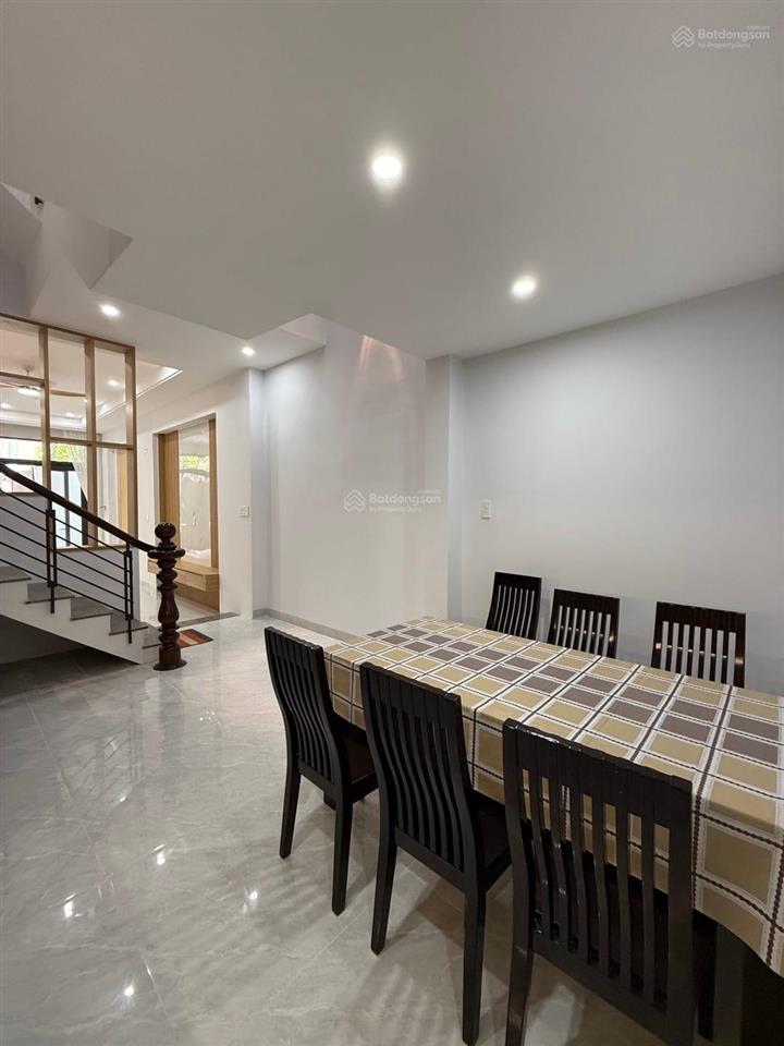 Siêu phẩm hoà cường  nhà mới full nội thất 4 ngủ  khu ở vip rất ít khi có nhà bán  giá 9tỷ900