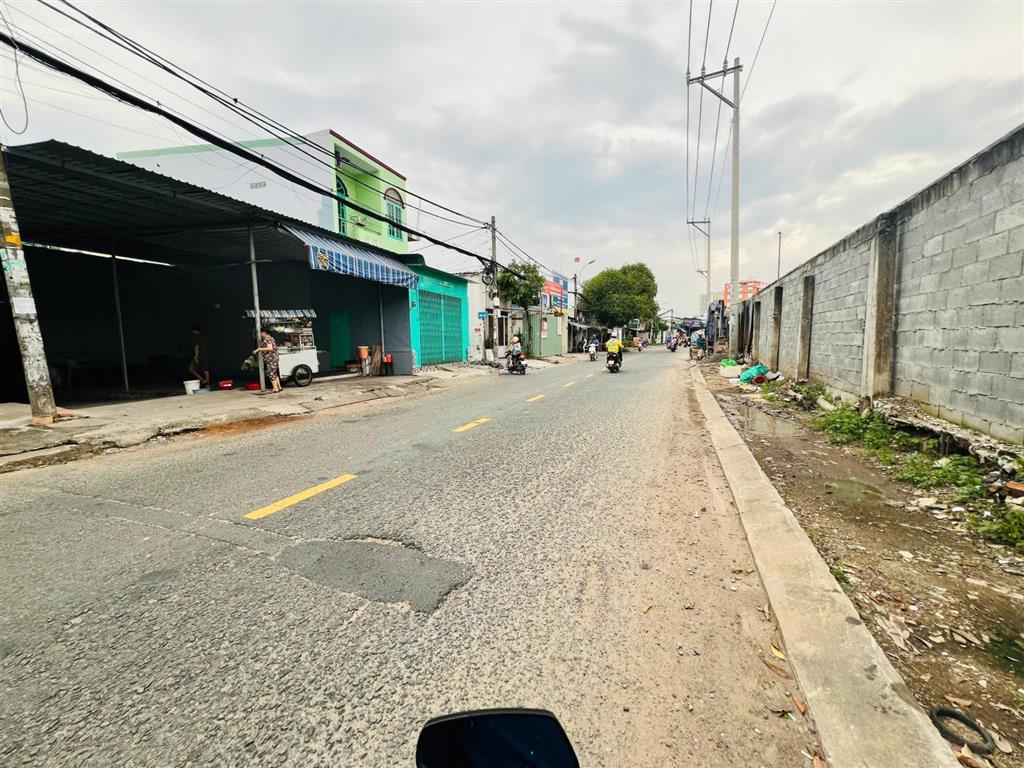Bán gấp đất đẹp khu linh tây ngay phạm văn đồng sầm uất đẹp đường nhựa mới làm 8m chỉ 6.49 tỷ