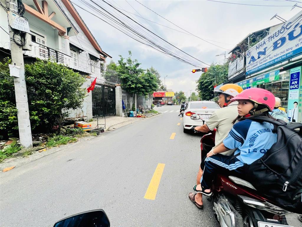 Bán gấp đất đẹp khu linh tây ngay phạm văn đồng sầm uất đẹp đường nhựa mới làm 8m chỉ 6.49 tỷ