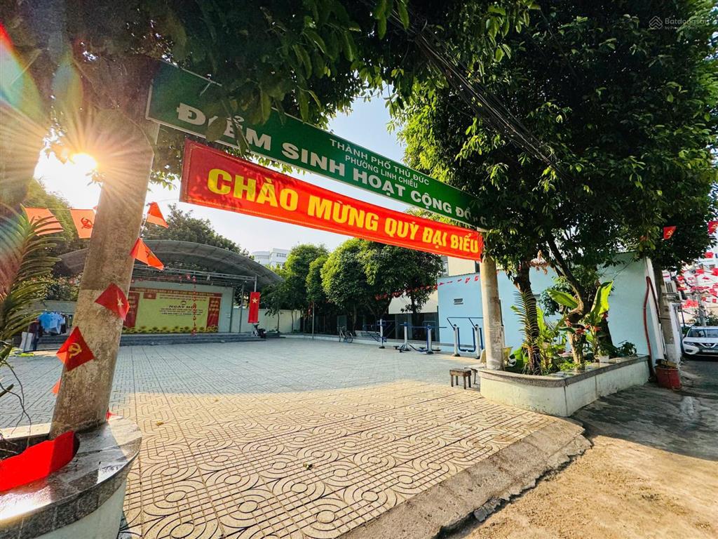 Bán gấp chdv siêu vip đường 15 trung tâm linh chiểu thu nhập khủng 40tr/tháng ngay chợ thủ đức.