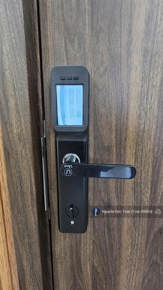 Chính chủ bán căn chung cư nam trung yên 2n 2vs 70m2 nhỉnh 6 tỷ full nt